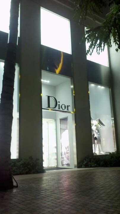 dior waikiki.